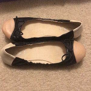 Loft three toned Black and Tan leather flats